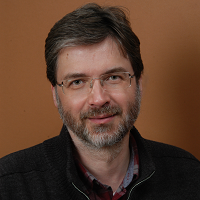 Dr. Gregor Taxacher 