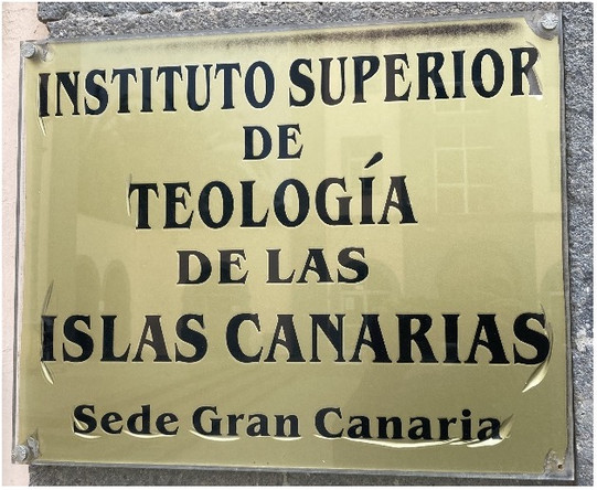 Das Bild zeigt das Schild am Eingang des ISTIC in Las Palmas.