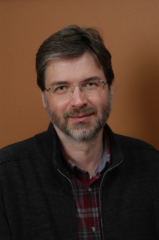 Dr. Gregor Taxacher 